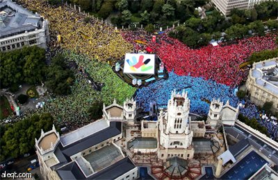 الملك الأسباني يتوج وفد مدريد لطلب إستضافة أولمبياد 2016