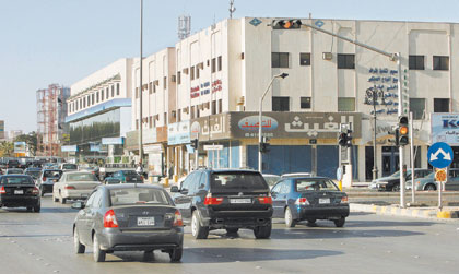 في الرياض..الإشارة الصفراء تعني التجاوز والخطر