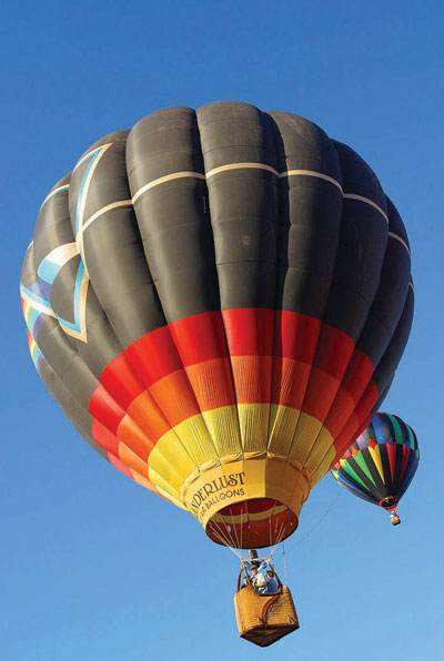 طفل اختبأ في علبة كرتون يحبس أنفاس أمريكا 5 ساعات