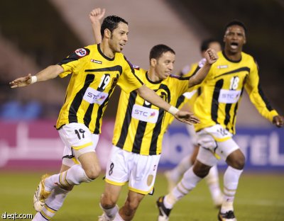 الاتحاد يعطل الكمبيوتر الياباني ويتأهل إلى نهائي آسيا