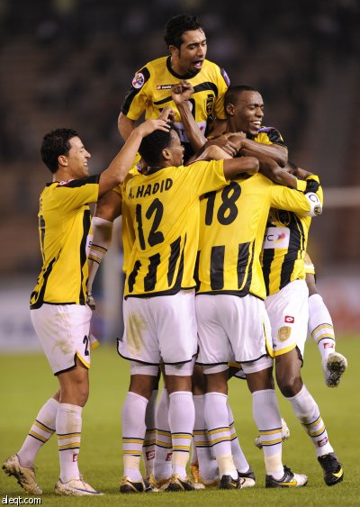 الاتحاد يعطل الكمبيوتر الياباني ويتأهل إلى نهائي آسيا