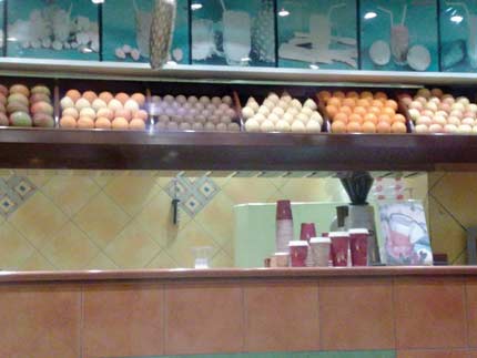 محال «العصائر»: الشتاء يقلص المبيعات والرهان على المشروبات الساخنة