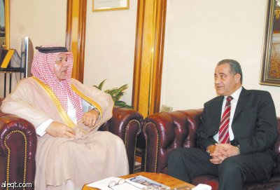 الفارسي يلتقي رئيسي بعثتي الحج المصرية والأردنية