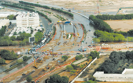 جدة: الاستعانة بغواصين من الرياض ومكة وإسكان 1251 أسرة