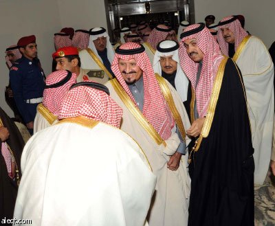 سلطان الخير على أرض الوطن