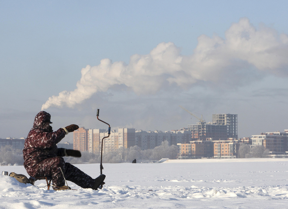 الثلوج مازالت متساقطة وبالأخص على قمة جبل فيلدبيرغ بالقرب من فرانكفورت.