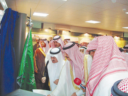 أمير الشرقية يشدد دائما على سياسة الباب المفتوح وخدمة المواطنين