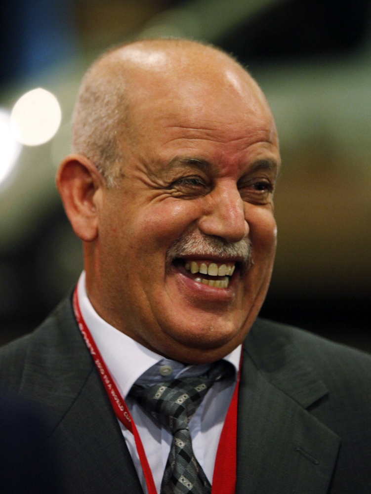 مدرب الجزائر رابح سعدان وعدد من مدربي المنتخبات المشاركة في نهائيات كاس العالم يحضرون ورشة عمل مقامة في صن سيتي.