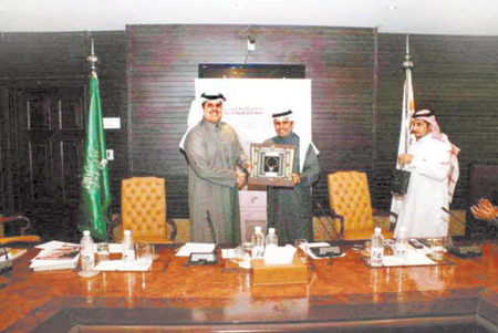 اللجنة الوطنية لشباب الأعمال تطلق برامجها الجديدة