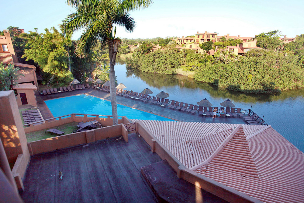 فندق ومنتجع موندازور في مدينة ديربان سيكون مقر إقامة المنتخب الجزائري خلال نهائيات كأس العالم 2010 في جنوب إفريقيا.