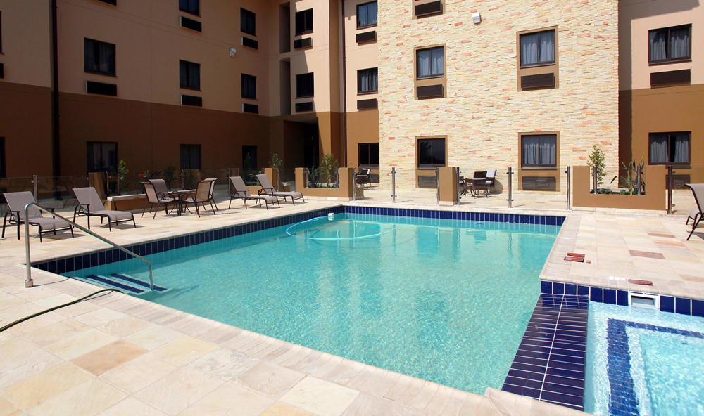 فندق هامبشاير في مدينة ديربان سيكون مقر إقامة المنتخب النيجيري خلال نهائيات كأس العالم 2010 في جنوب إفريقيا.