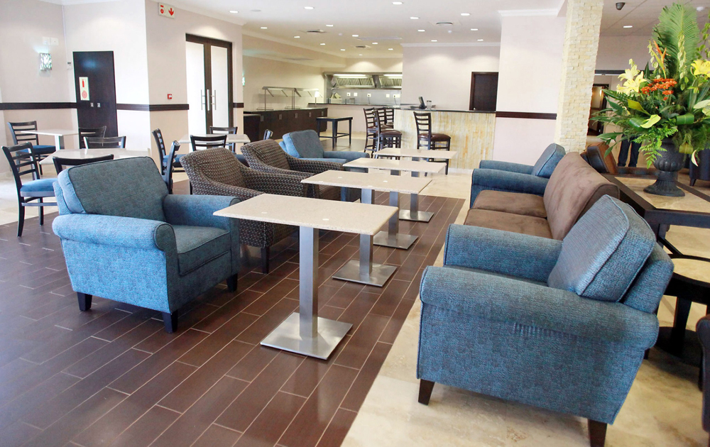 فندق هامبشاير في مدينة ديربان سيكون مقر إقامة المنتخب النيجيري خلال نهائيات كأس العالم 2010 في جنوب إفريقيا.