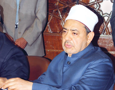 شيخ الأزهر الجديد : فكر الإخوان المسلمون لا يتفق مع الأزهر