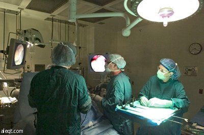 دبي: ضبط أطباء ومعلمين  يتحرّشون جنسيـاً بالمريضات والطالبات