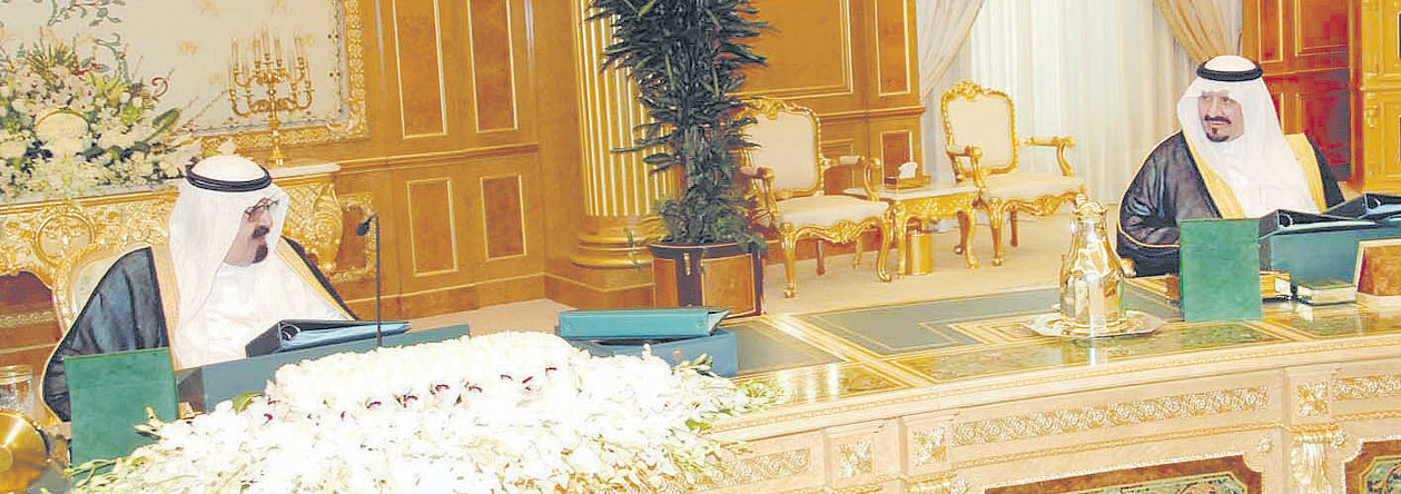 التشهير والحرمان من الإعانة وإيقاف الاستيراد للمتلاعبين في سوق الشعير