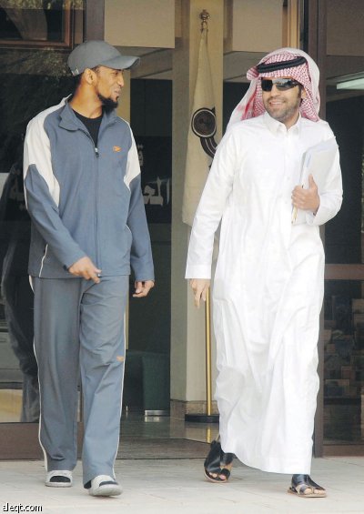 الكويكبي يحتج ويكشف المستور: منشط غالي ضعف «منشطي»