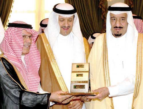 «الأهلي» يحافظ على مكانته كمجموعة مالية رائدة بالتطوير والمسؤولية الاجتماعية