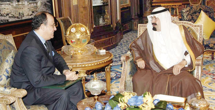 خادم الحرمين يتسلم رسالة من ملك المغرب