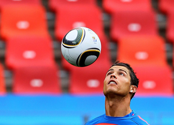 رونالدو: لسنا مرشحين لإحراز اللقب لكن لا يمكن استبعادنا