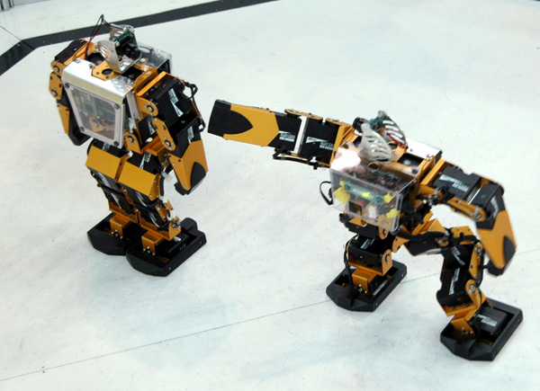 الروبوت أيضا له بطولة كأس العالم لكرة القدم