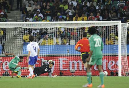 كوريا الجنوبية ترافق الأرجنتين لدور الـ16