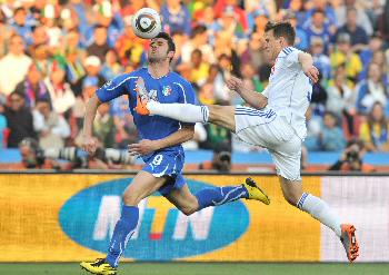 بطل العالم يودع المونديال من الدور الأول