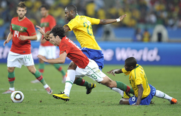 البرازيل لا تشعر بالقلق جراء التعادل مع البرتغال