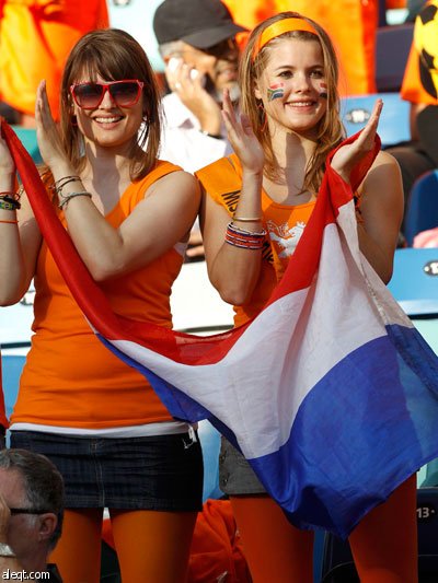 هولندا بقيادة روبن تهزم سلوفاكيا وتتأهل لدور الثمانية في كأس العالم