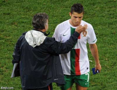 فيجو: رونالدو أقل من أن يكون قائدا للبرتغال