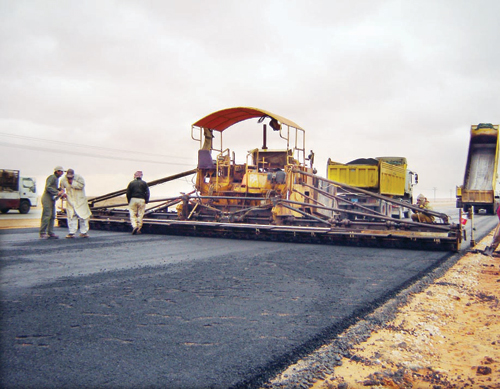 شركة الأومير .. من سيارة واحدة إلى أسطول متكامل من الآليات