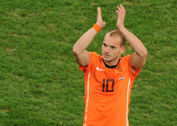 صدارة قائمة هدافي كأس العالم بين شنايدر وفيا