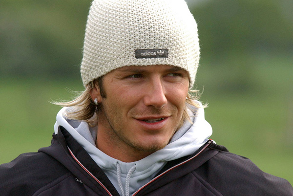 بيكام يرفض التدريب ويرحب باللعب مجددا مع منتخب انجلترا