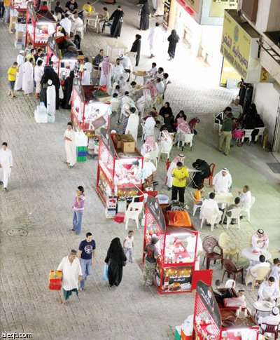«البليلة» و«الكبدة» تسيطران على سوق الأكلات الشعبية لزوار بلد جدة