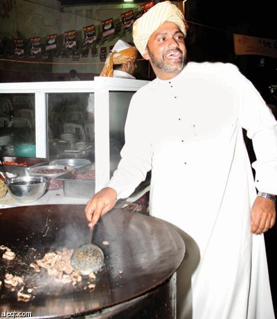 «البليلة» و«الكبدة» تسيطران على سوق الأكلات الشعبية لزوار بلد جدة