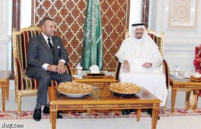 عاهل المغرب يزور الأمير سلطان في مقر إقامته في أغادير