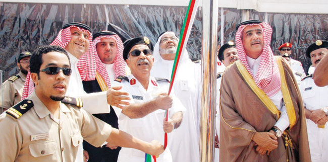 تدشين زورقي سحب وقطر للقوات البحرية الملكية السعودية أنشأتهما «الزامل»