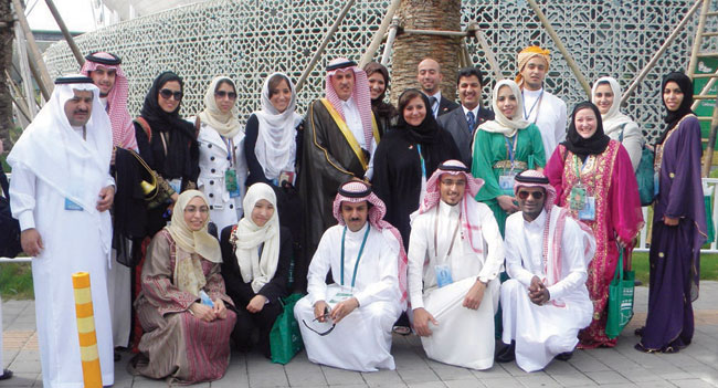 الصينيون يشاركون المملكة وشعبها الاحتفال باليوم الوطني