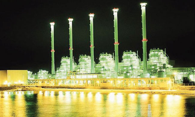 تحلية المياه المالحة بالطاقة الشمسية تنقل المملكة إلى مصاف الدول المتقدمة في الاستفادة من الطاقة المتجدّدة والمستدامة