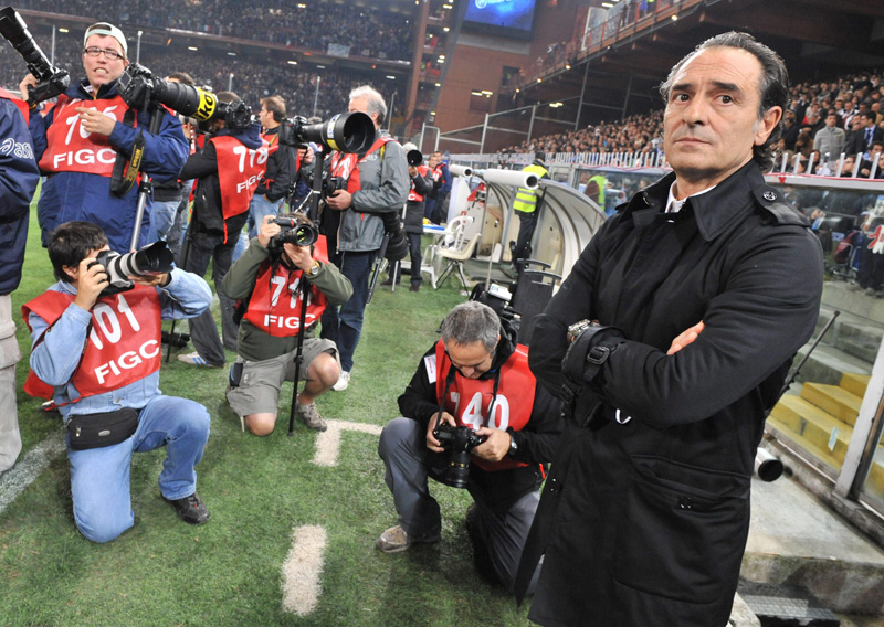 إلغاء مباراة إيطاليا وصربيا في تصفيات أمم أوروبا بسبب شغب الجماهير