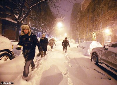 أمريكا : عاصفة ثلجية بارتفاع 46 سنتيمترا .. و6 ولايات تعلن حالة الطوارئ