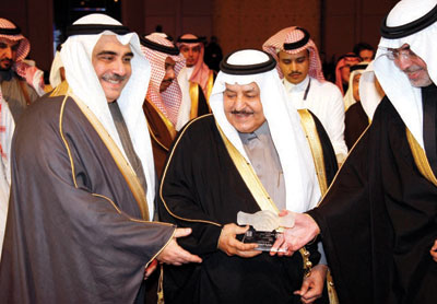 النائب الثاني: المملكة تعطي أولوية قصوى لرفع تنافسية الاقتصاد.. والاستثمار شريك في النمو