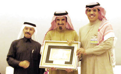 جامعة الملك سعود تطلق مبادرة المجموعات البحثية