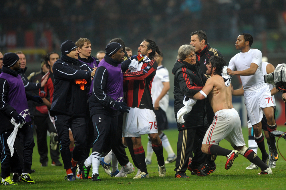 كرواتش يسقط ميلان في مباراة متوترة