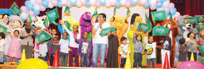 «أطفال جمعية السرطان» يشاركون في أوبريت الترحيب بعودة الملك