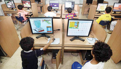 بقلوب تنبض شوقا .. المعلمون والطلاب فرحون
بعودة «حبيب الشعب»