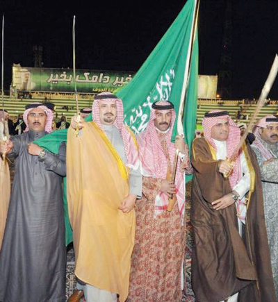 أمير الجوف يحضر احتفال المنطقة بمناسبة عودة الملك