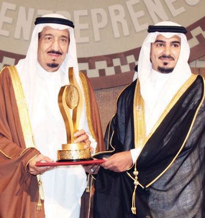 أمير الرياض: تكريمنا للشباب امتداد لنهج الدولة بدعمهم علميا وعمليا