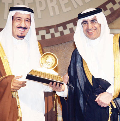 أمير الرياض: تكريمنا للشباب امتداد لنهج الدولة بدعمهم علميا وعمليا