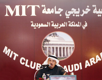 النظام يسمح للجامعات بالاستفادة من كامل العائدات التي تحققها.. وكل براءة اختراع ترفع راتب صاحبها %40