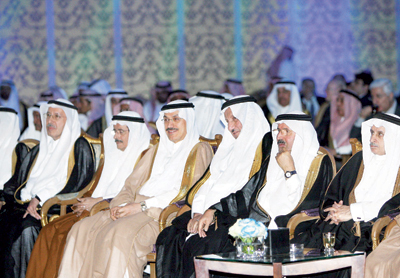 «العربي الوطني» يودع رئيس مجلس إدارته عبد اللطيف الجبر